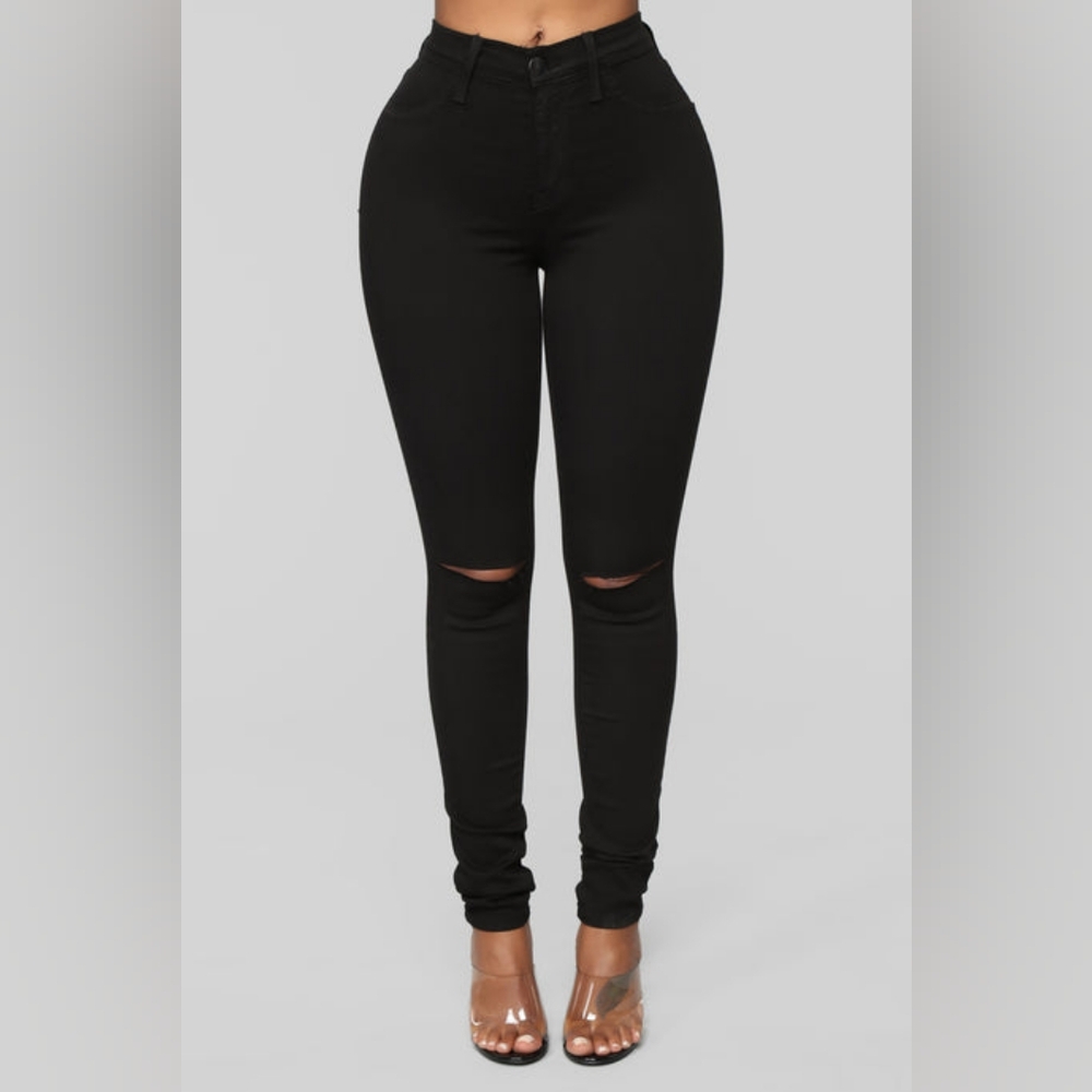 Fashion Nova Canopy Jeans (Petite)